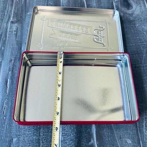 Williams Sonoma Peppermint Bark Holiday Dog Tin Storage Container - Picture 5 of 6